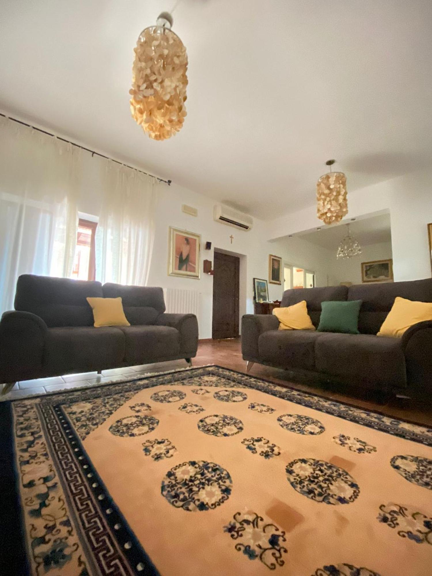 Villa Ginevra ตารันโต ภายนอก รูปภาพ